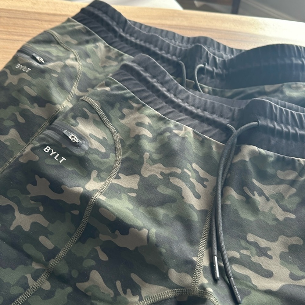 Bylt pants like new!